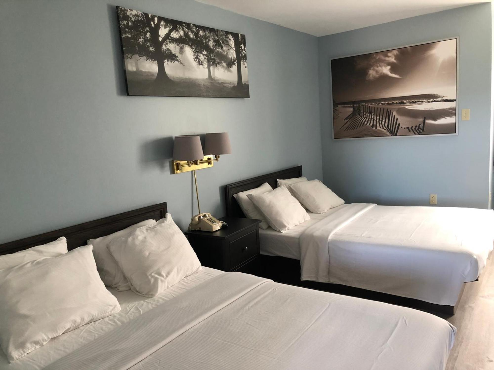Motel &