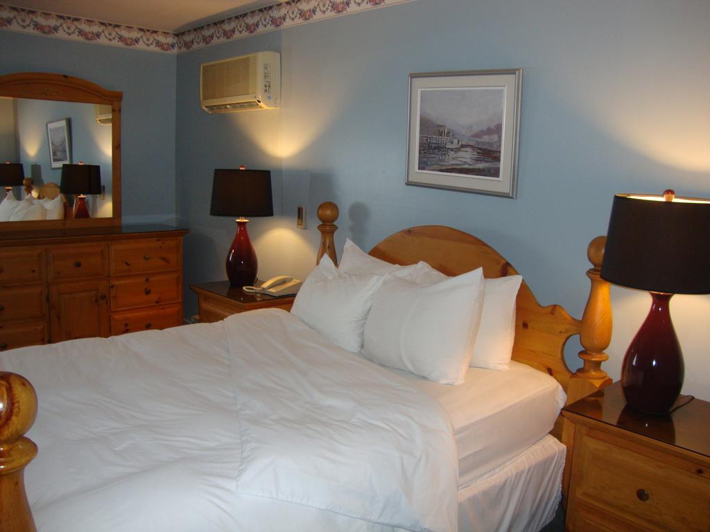 Motel & 3*
